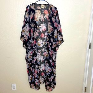 Floral mesh duster